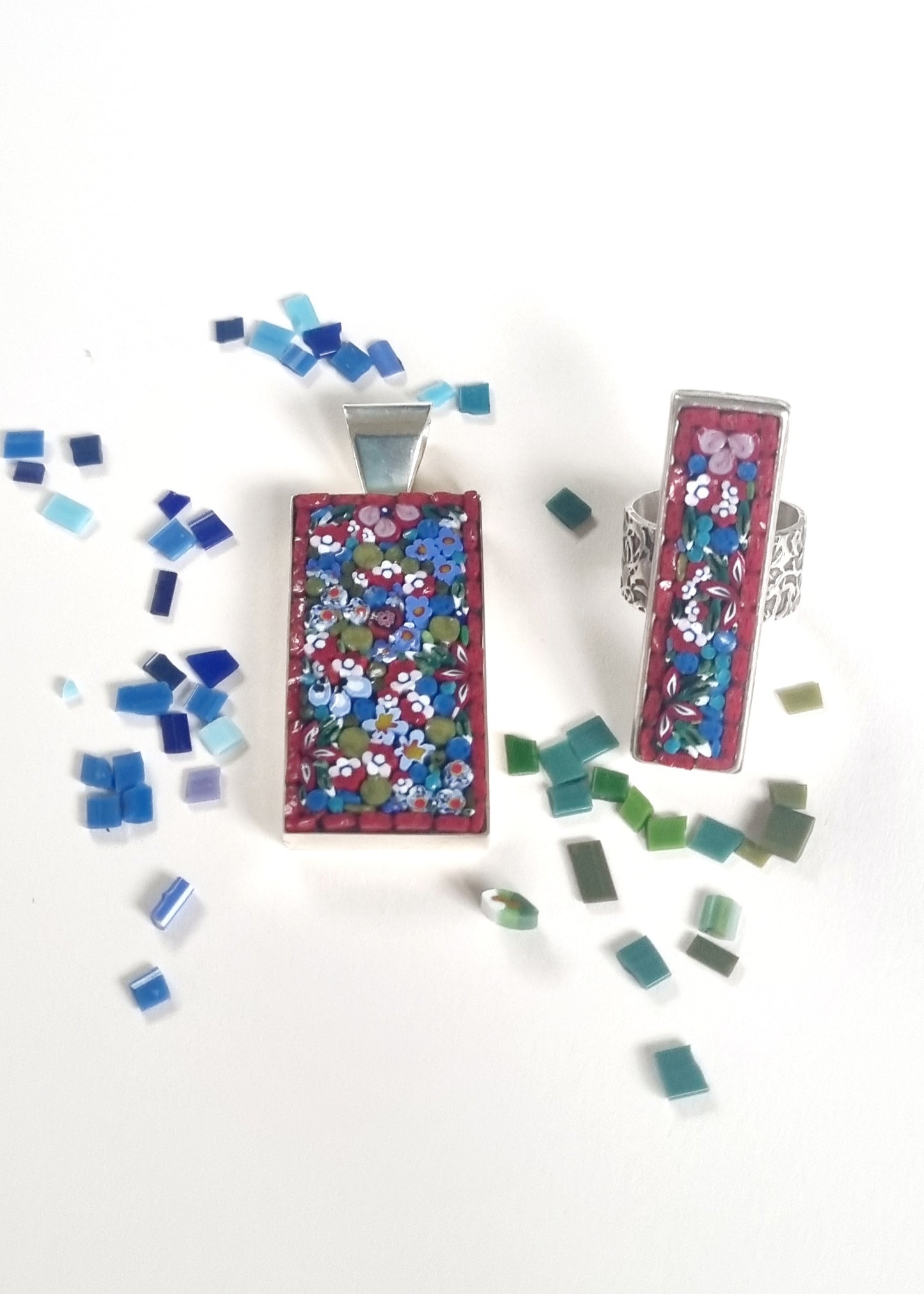 Pendant, Ring and Earrings Set